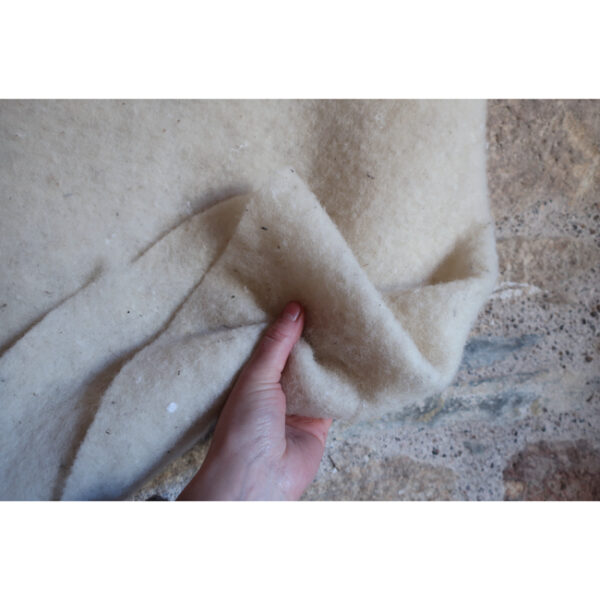 • nappe aiguilletée • à la coupe – Image 3