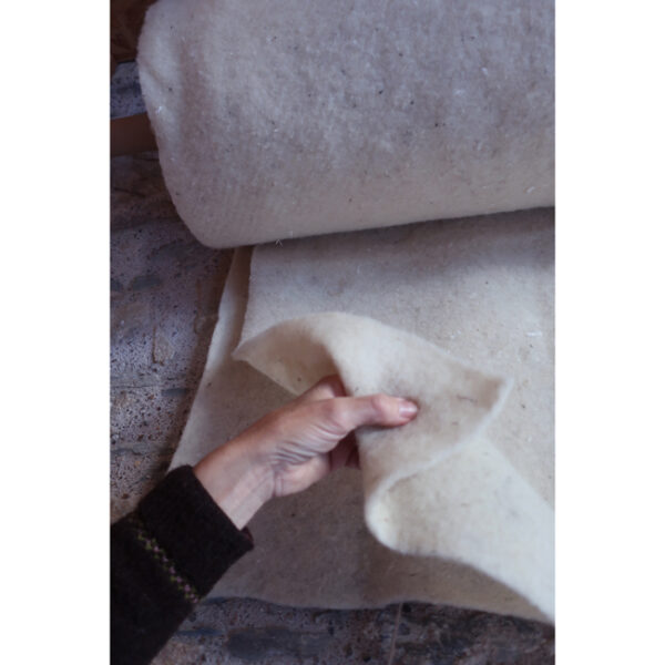 • nappe aiguilletée • à la coupe – Image 4