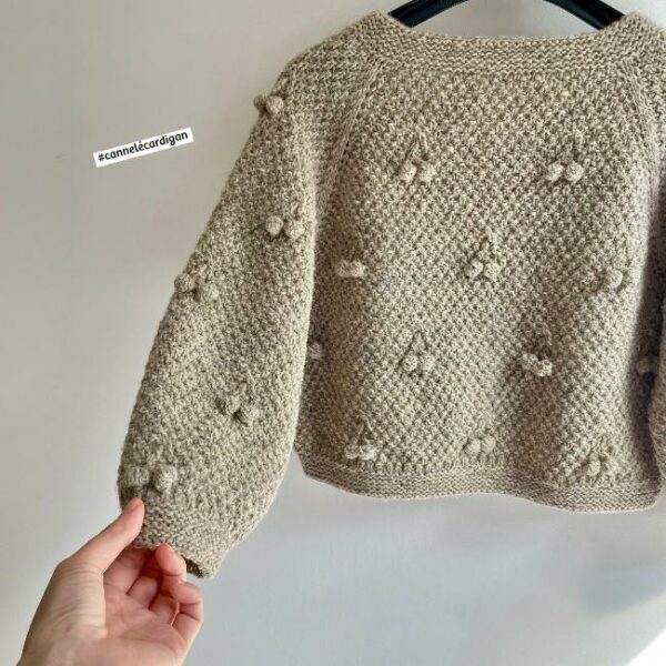 assortiment de fil • Cherry Little • cardigan dessiné par Soumine @knits.pourmoi – Image 4